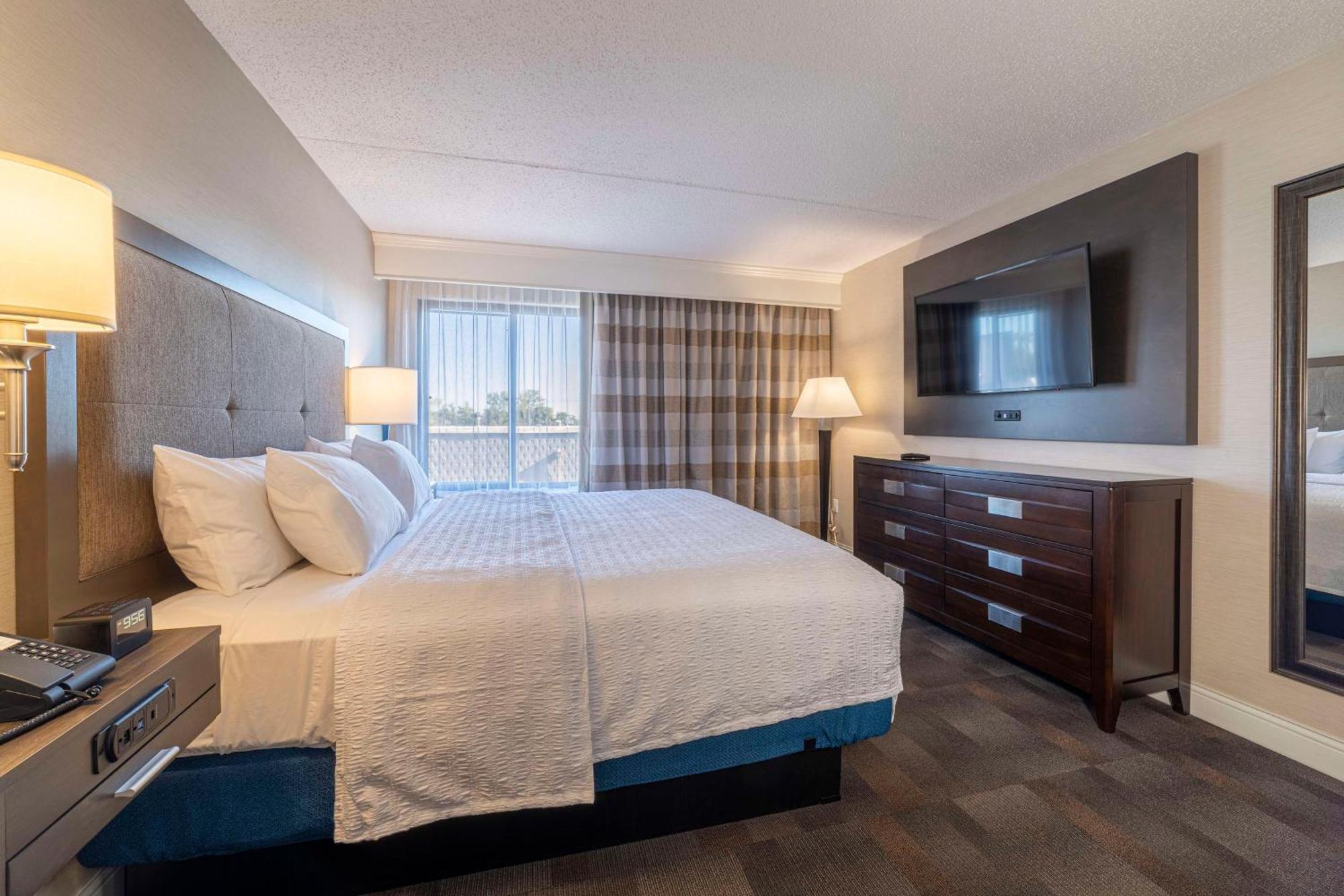 Hampton Inn Carlstadt At The Meadowlands Exterior foto